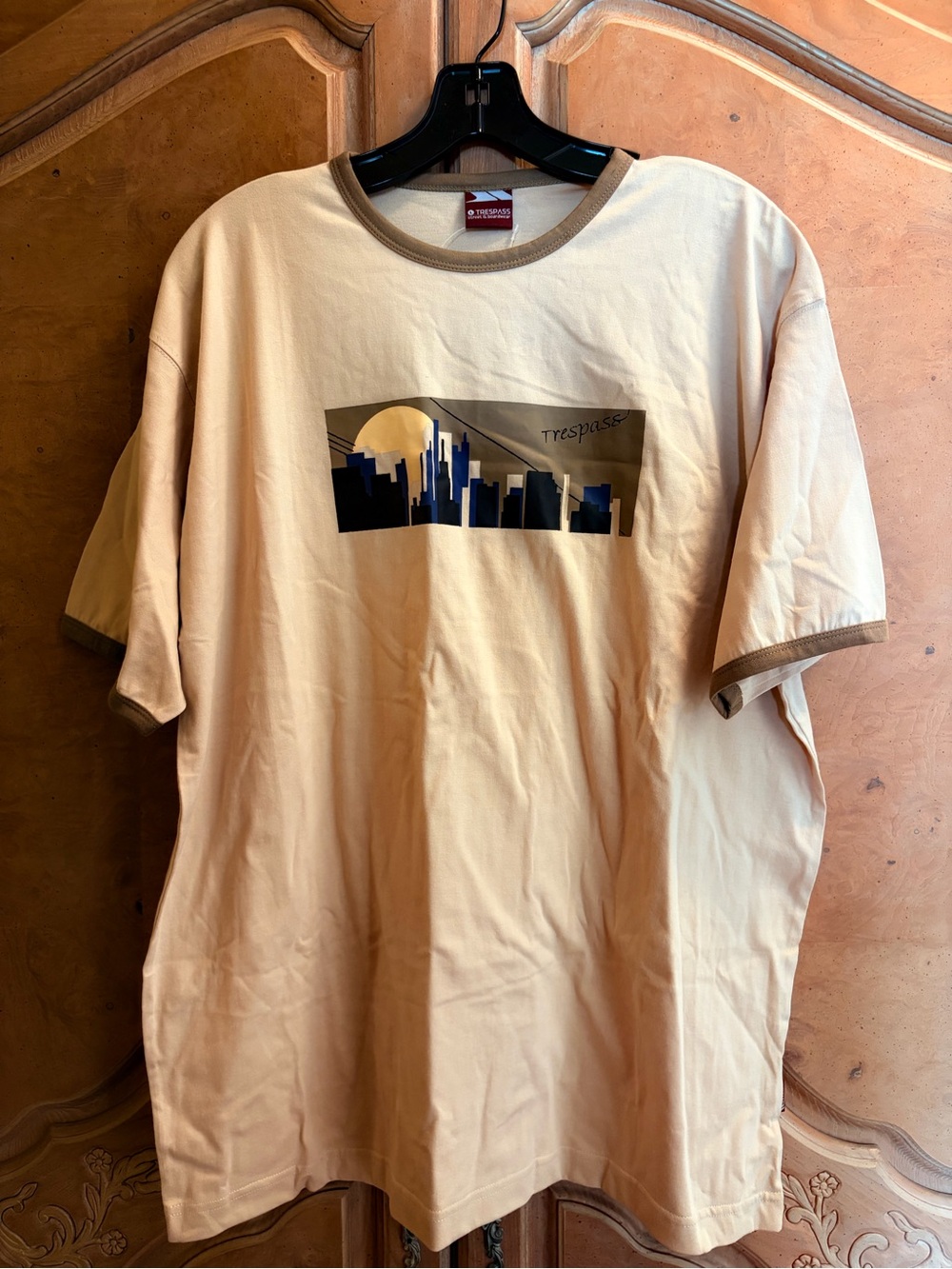 Trespass Cream Short-Sleeve Graphic Ringer Tee with Brown Trim